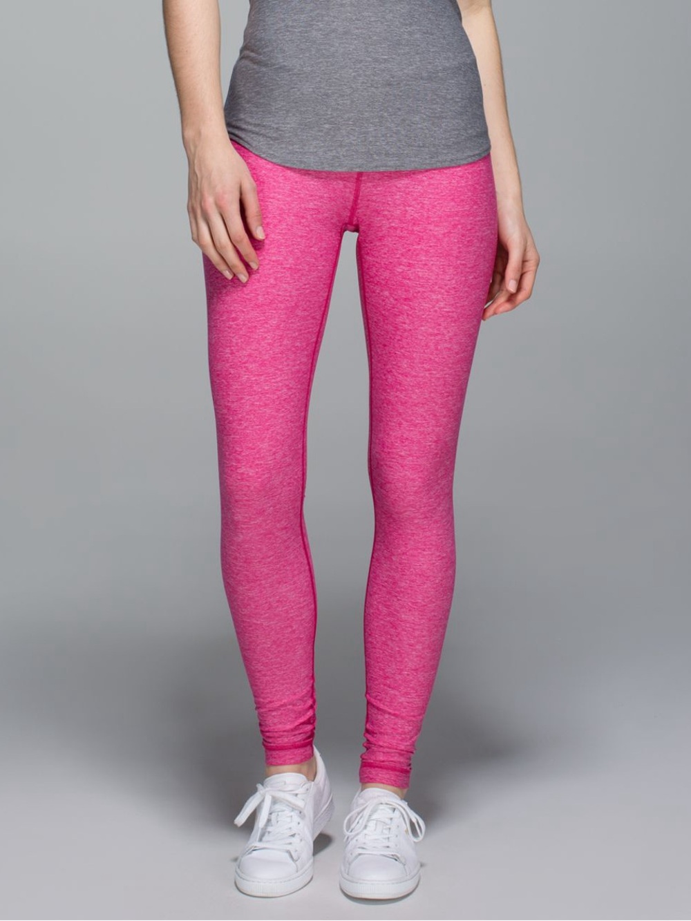 NWT Lululemon Wunder Under Size 4